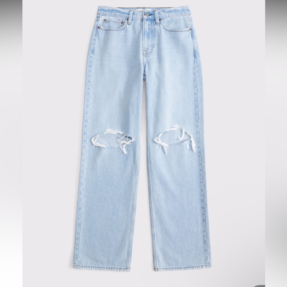 NWT Abercrombie 32S Mid Rise Slouchy Curve Love Jeans